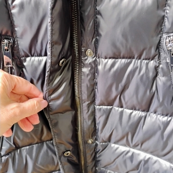 DKNY Black Puffer Coat - Picture 4 of 5
